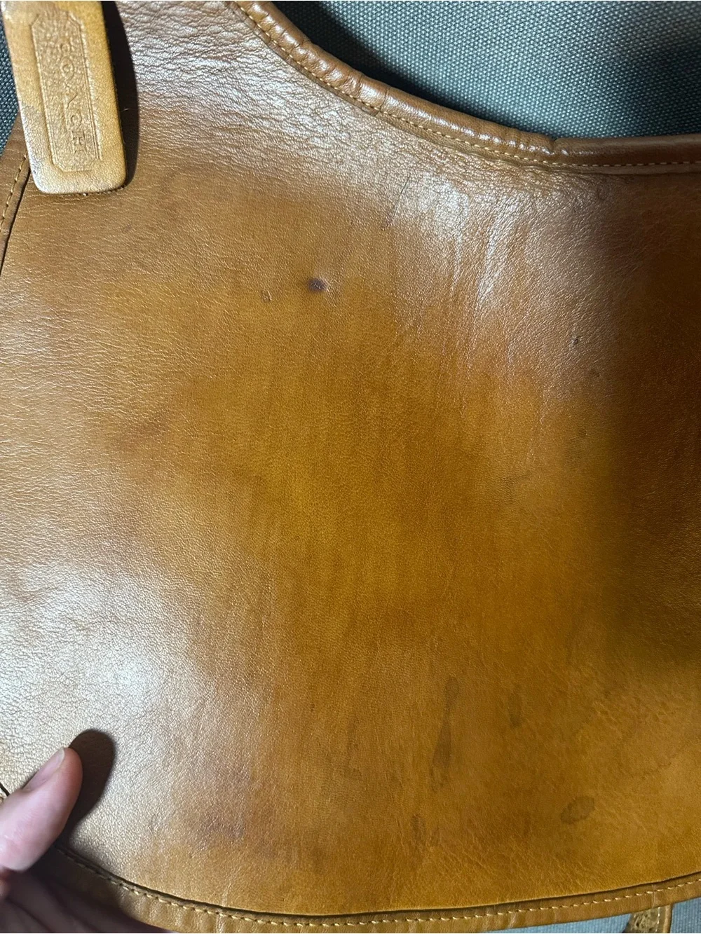 Vintage coach large saddle in saddle 9210